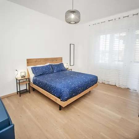 Tra Piramide E Garbatella - Urbe Romana Apartmán *